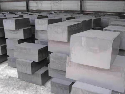 135 MPa Compressiestevigheid 100% koolstof isostatisch grafiet voor EDM 910*310*310mm