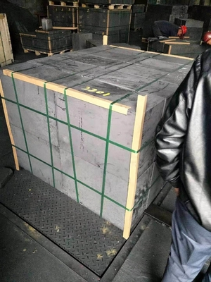EDM Grafietblok 1,85 1,91 g/cm3 met hoge dichtheid lage as en korrelgrootte 8-10 micron