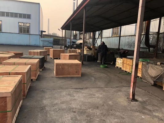 Industriële grafietvorming 1,75 g/cm3 Grafietblok 740*400*2300 mm