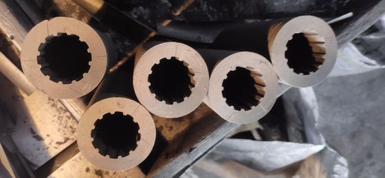 Graad Industriële graad Dichtheid 1,85 gcm Inwendige coating Grafiet voor het gieten van messing/koper