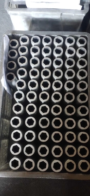 Grafietvorm van hoge kwaliteit met een grote dichtheid van 1,85 met een goede coating van binnen en verschillende maten