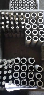 Grafietvorm van hoge kwaliteit met een grote dichtheid van 1,85 met een goede coating van binnen en verschillende maten
