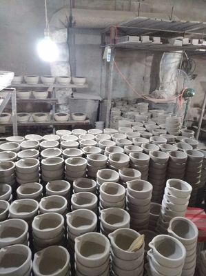 Gepersonaliseerde keramische smeltkroes met een lage koolstof- en zwavelgehalte voor staal DC-15 Standard