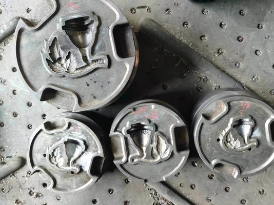 Persoonlijke maat Schroefnoot M3 M4 M5 Mannelijk Vrouwelijk Nootgedeelte voor Pneumatisch Metalen Smeedgereedschap