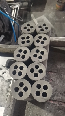 100% koolstofdichtheid 1,78 g/cm3 1,85 g/cm3 Grafiet die voor continu giet koper