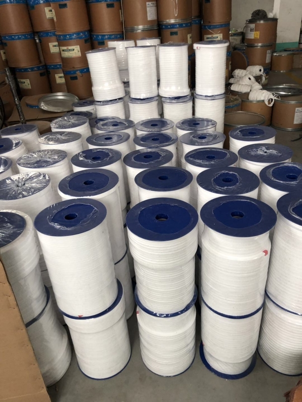 PTFE-grafietklier verpakking in 4*4mm Grootte ondersteunt betaling in USD Grootte 4*4 tot 100*100mm